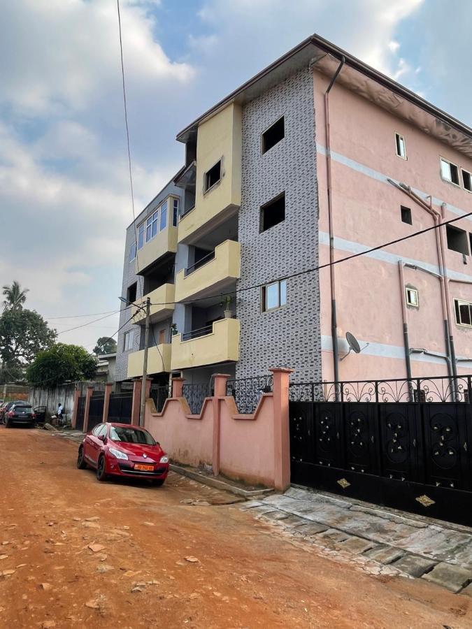 Les Logis De Nouvelle Route Bastos Διαμέρισμα Yaoundé Εξωτερικό φωτογραφία
